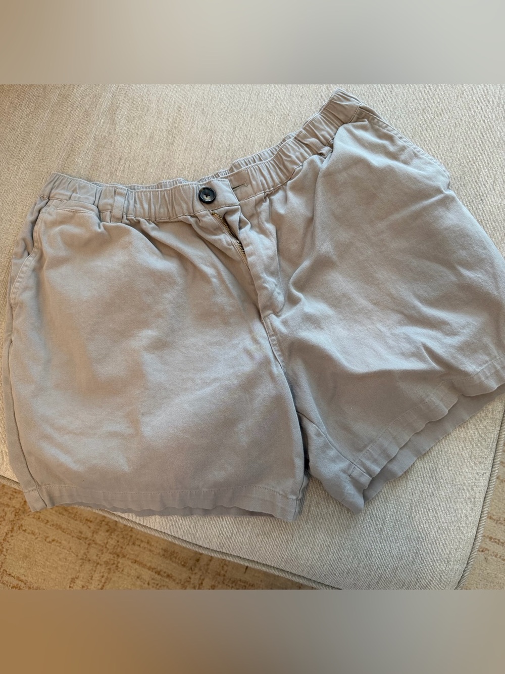 Cove Men's Light Gray Flat-Front Elastic-Waist Shorts - 5 inch